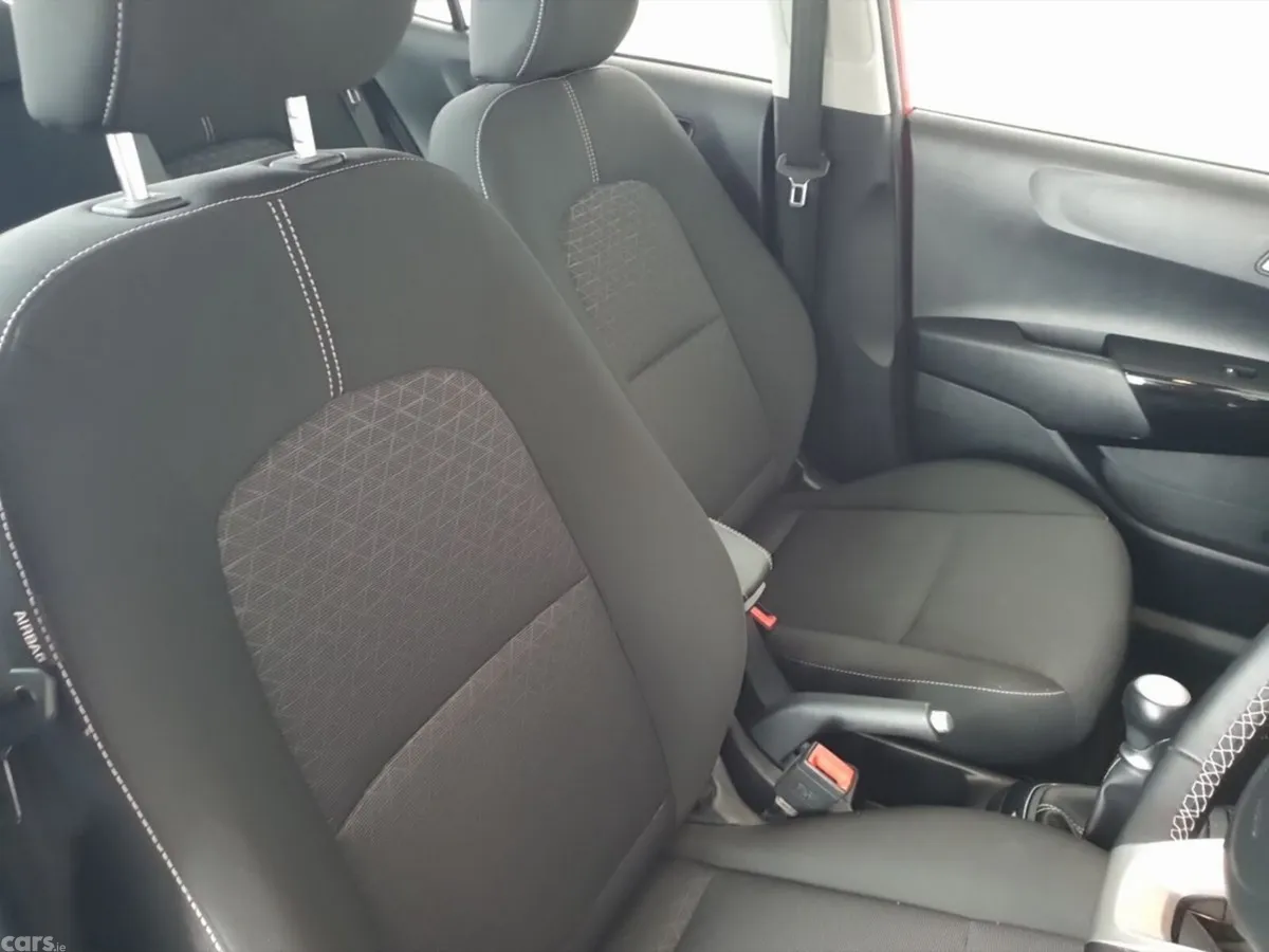 Kia Picanto Hatchback, Petrol, 2022, Red