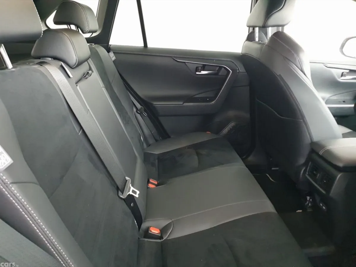 Toyota RAV4 SUV, Petrol Hybrid, 2024, Grey