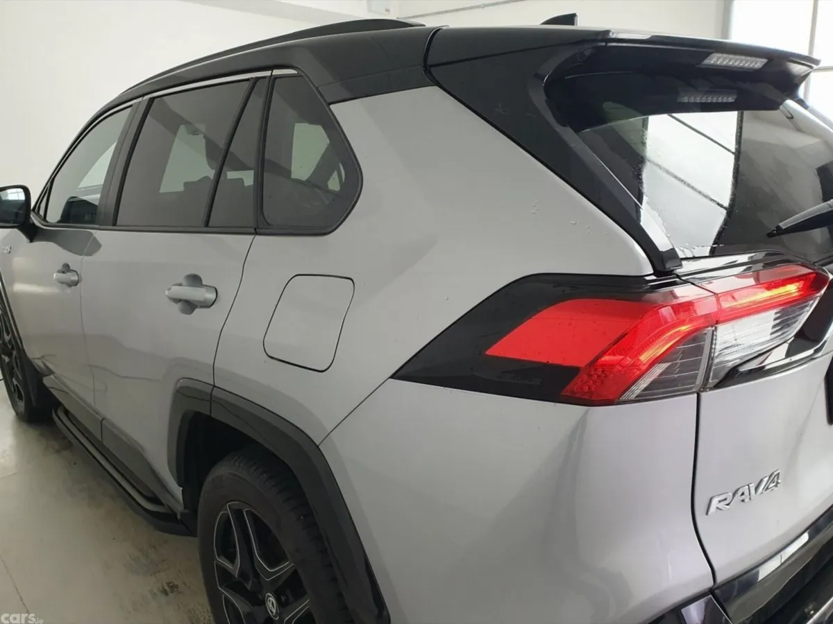 Toyota RAV4 SUV, Petrol Hybrid, 2024, Grey