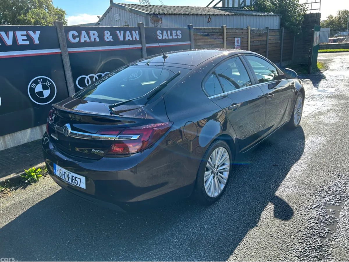 Opel Insignia Hatchback, Diesel, 2015, Brown