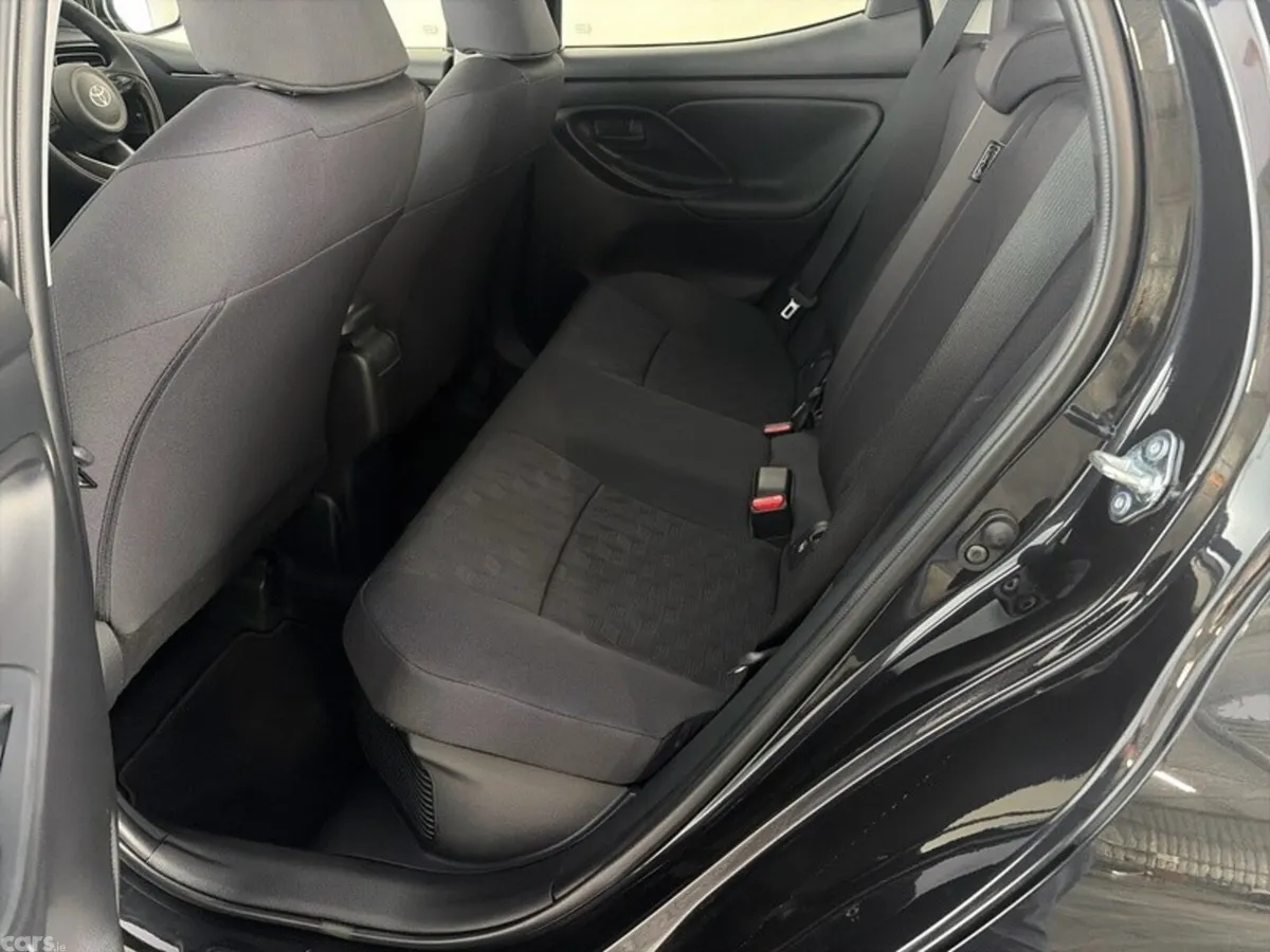 Toyota Yaris Hatchback, Petrol Hybrid, 2026, Black