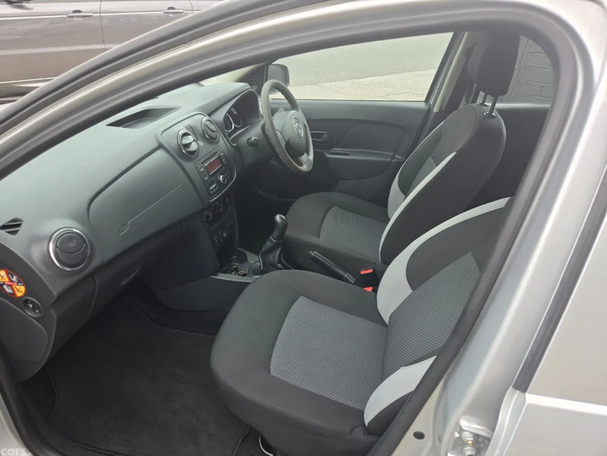 Dacia Sandero Hatchback, Petrol, 2016, Silver