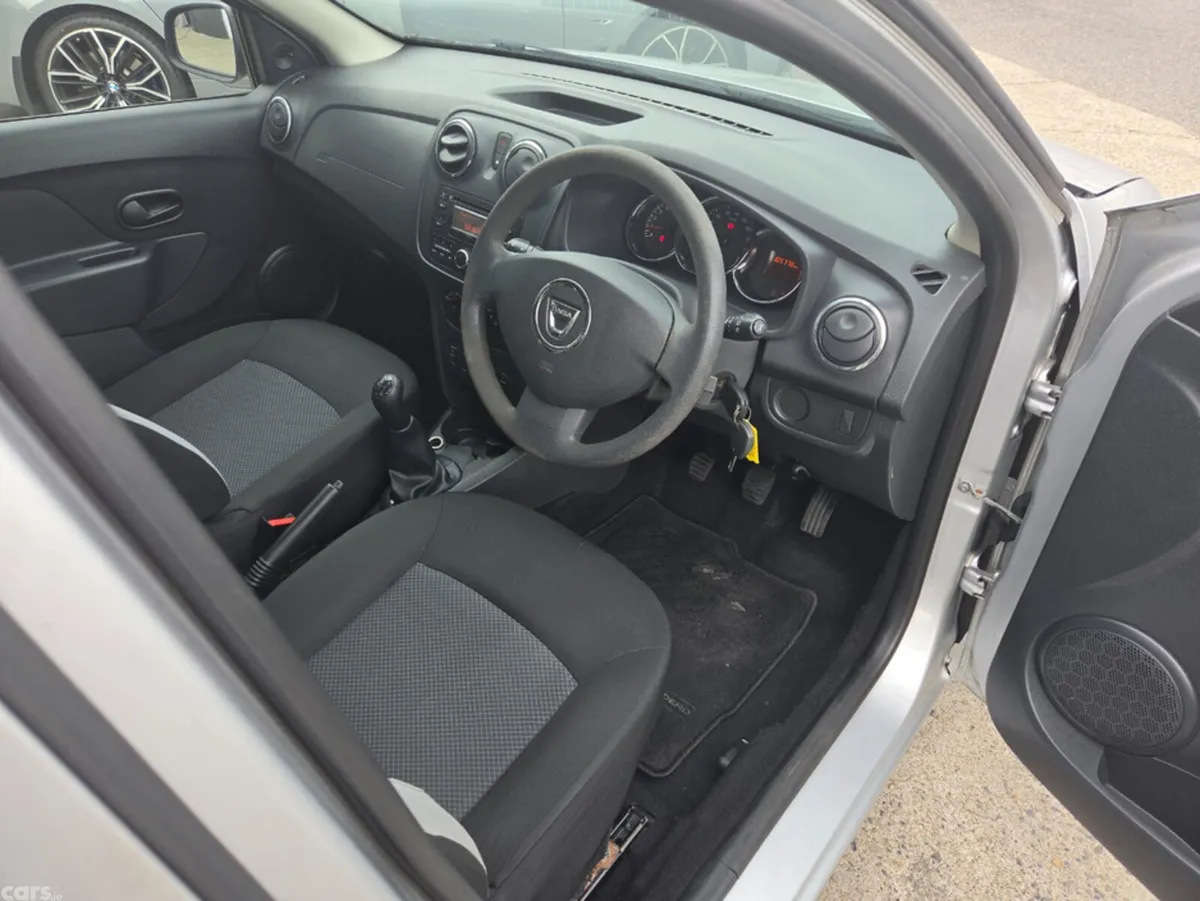 Dacia Sandero Hatchback, Petrol, 2016, Silver