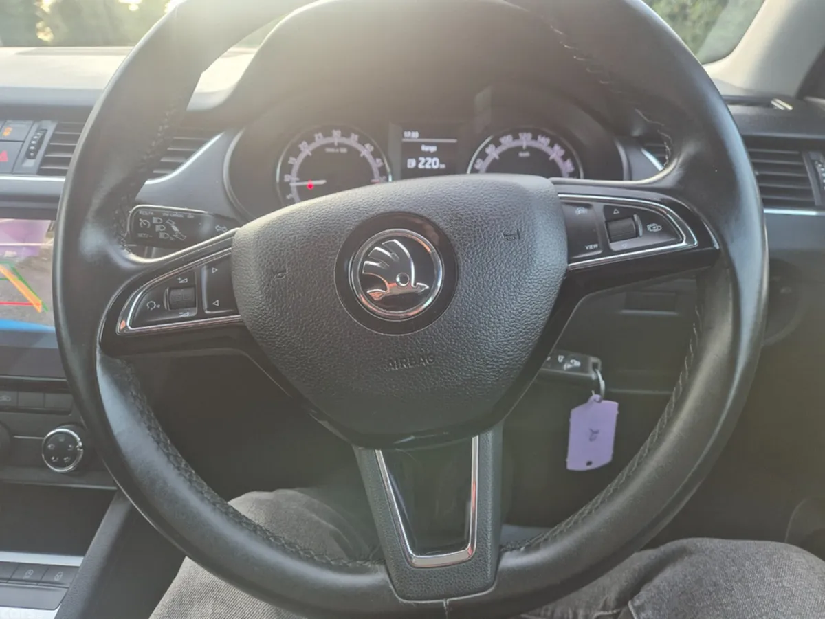 Skoda Octavia Estate, Diesel, 2019, Blue