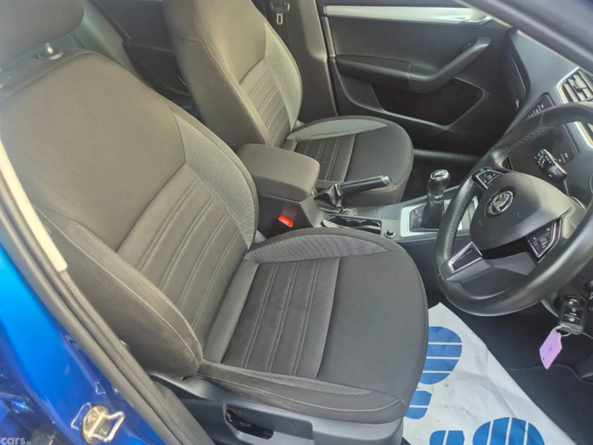 Skoda Octavia Estate, Diesel, 2019, Blue