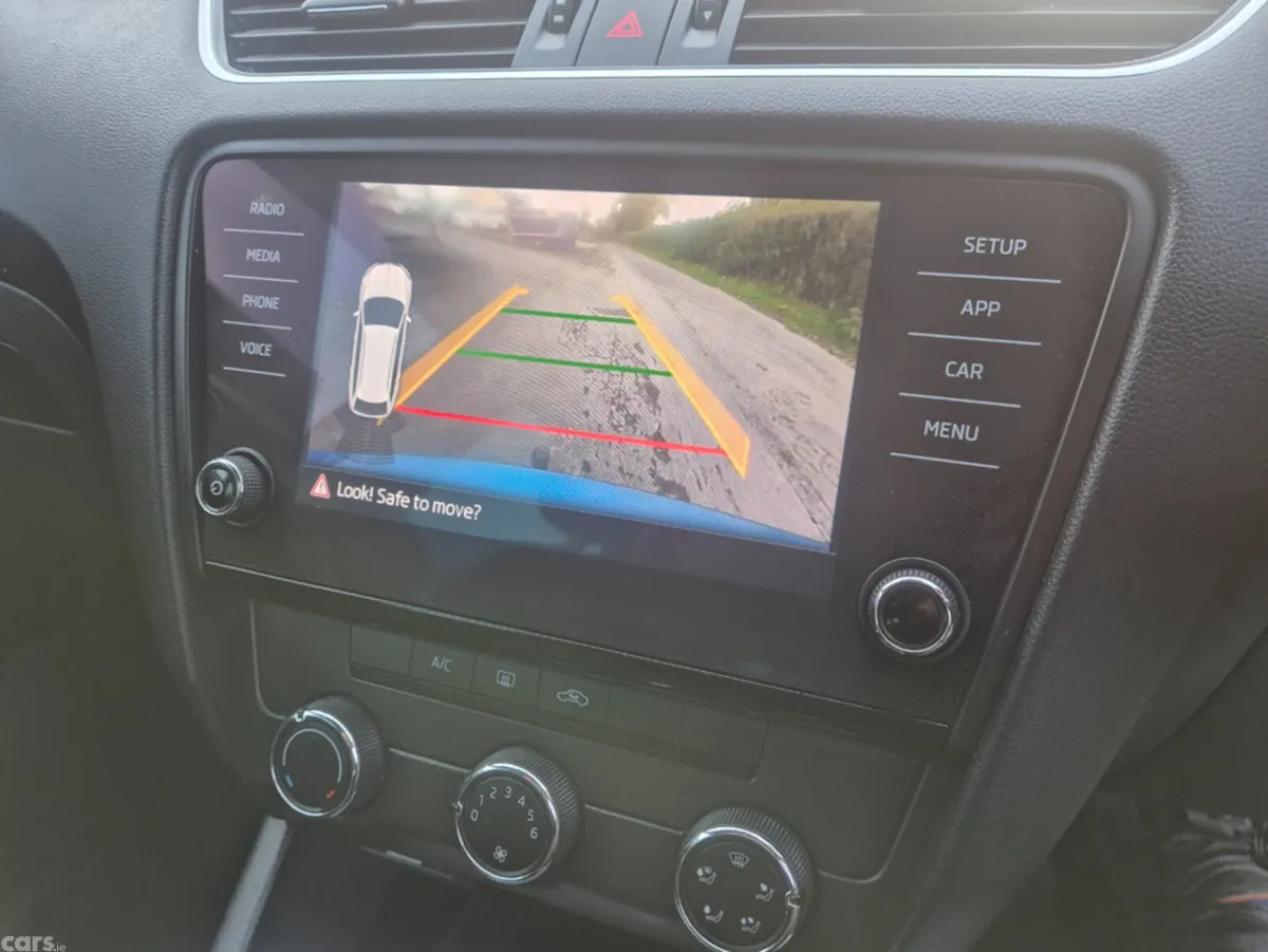 Skoda Octavia Estate, Diesel, 2019, Blue
