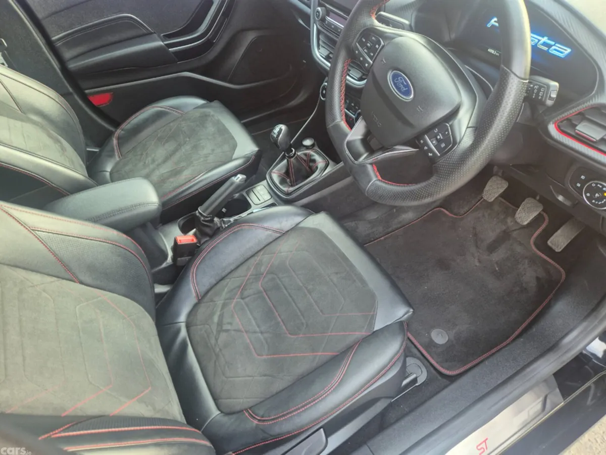Ford Fiesta Hatchback, Petrol, 2023, Black