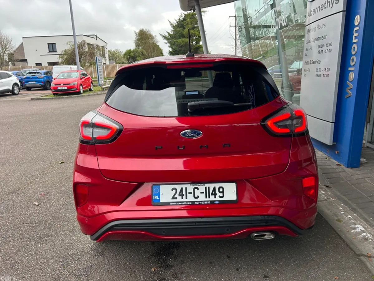 Ford Puma MPV, Petrol Hybrid, 2024, Red