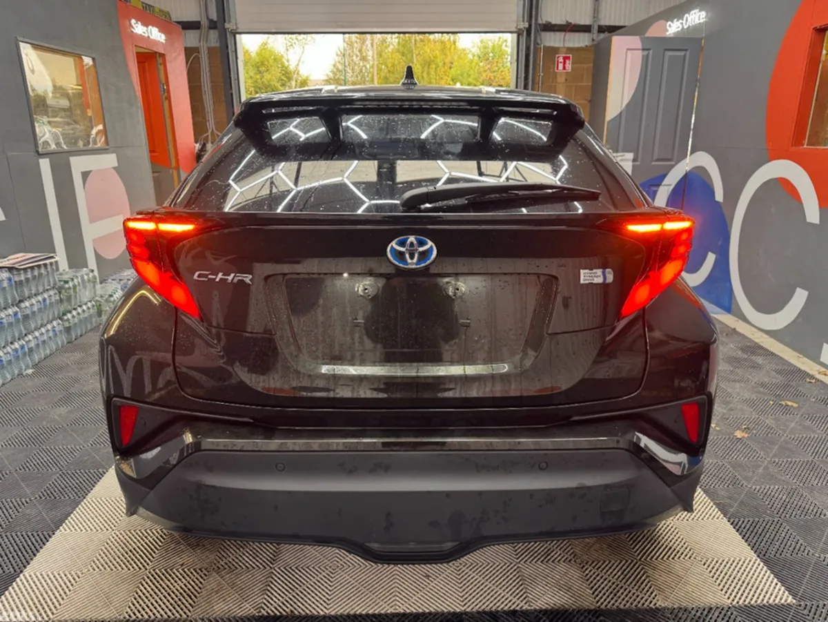 Toyota C-HR SUV, Petrol Hybrid, 2023, Black