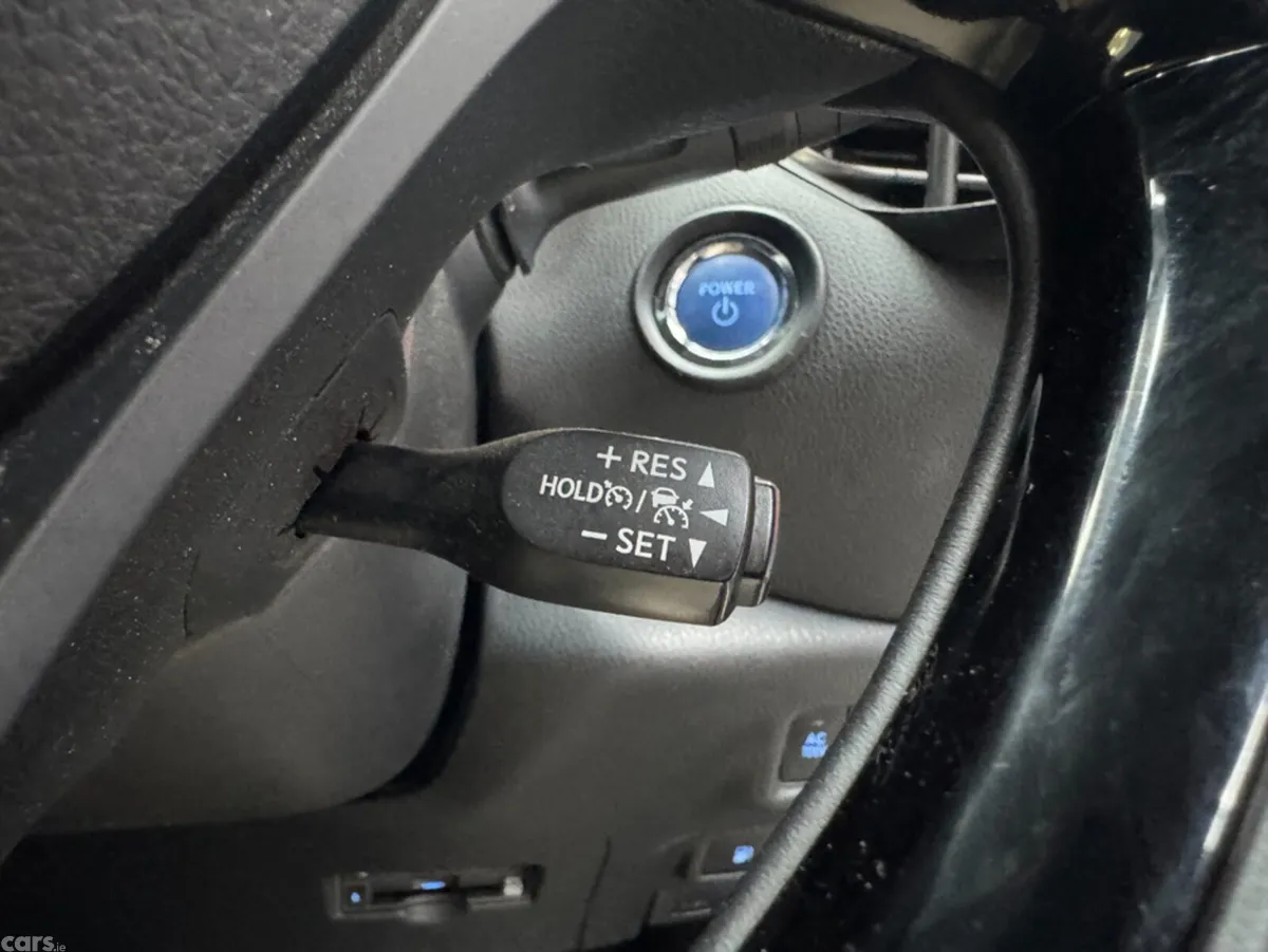 Toyota C-HR SUV, Petrol Hybrid, 2023, Black