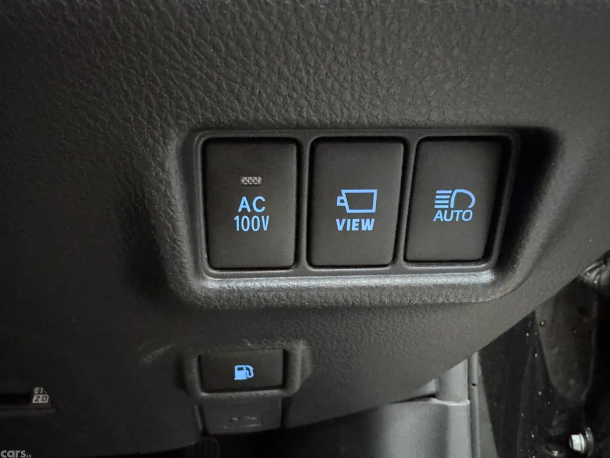 Toyota C-HR SUV, Petrol Hybrid, 2023, Black