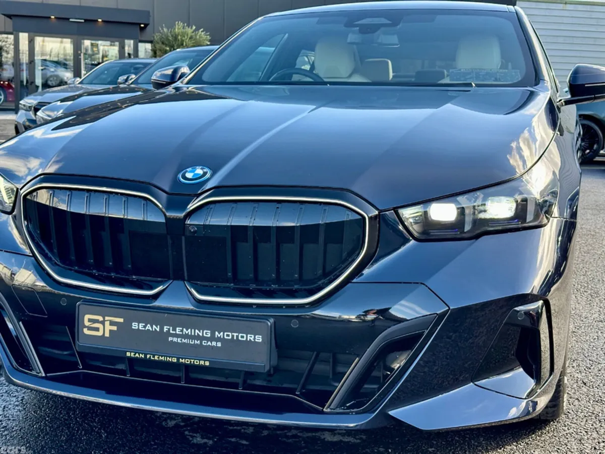 BMW 5-Series Saloon, Petrol Hybrid, 2026, Black