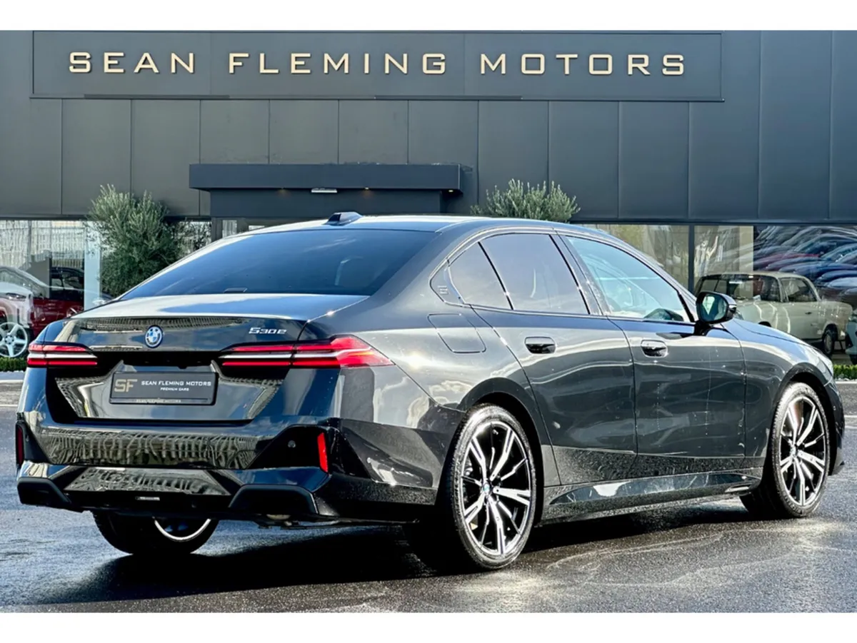 BMW 5-Series Saloon, Petrol Hybrid, 2026, Black