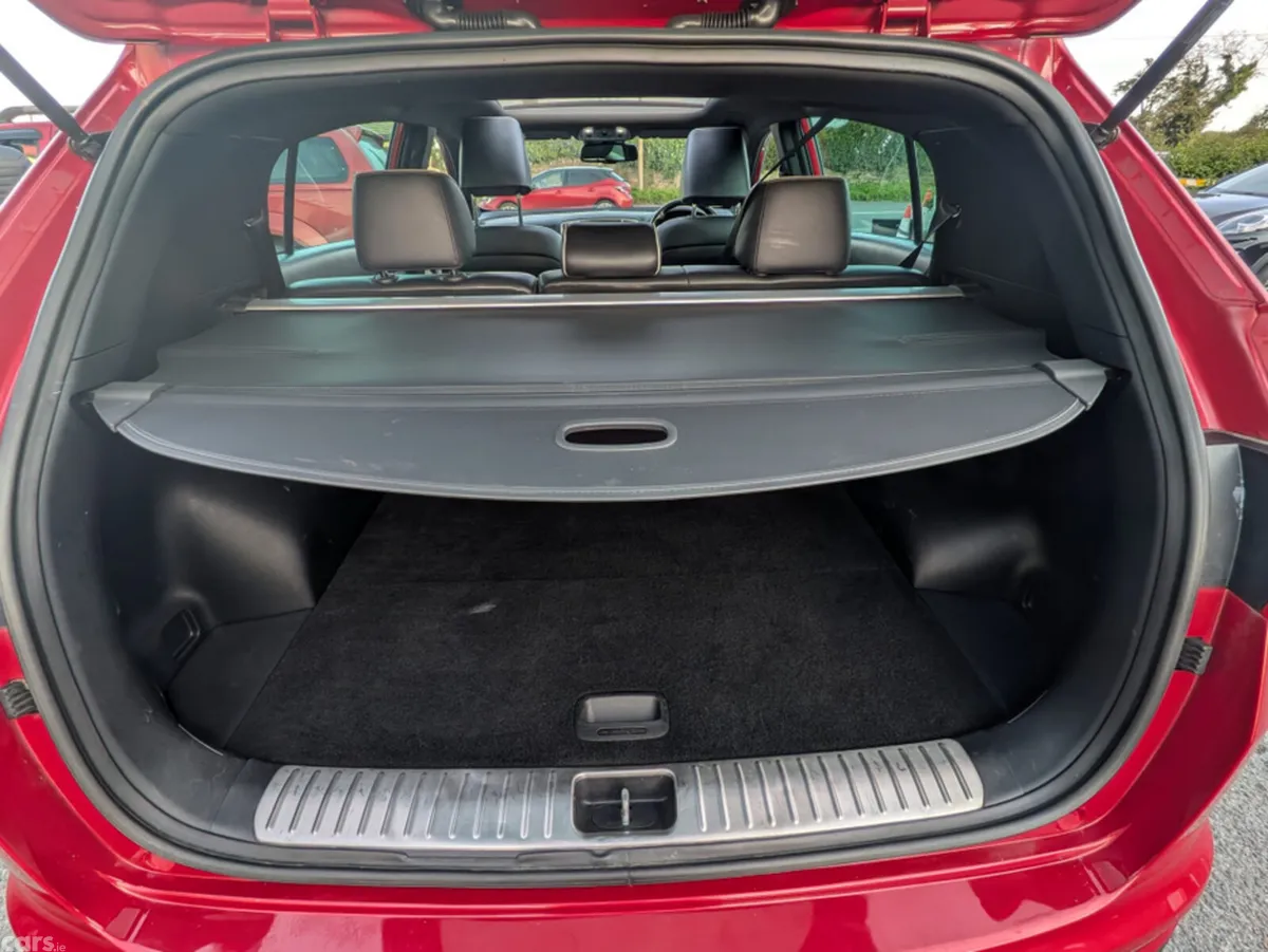 Kia Sportage MPV, Diesel, 2018, Red
