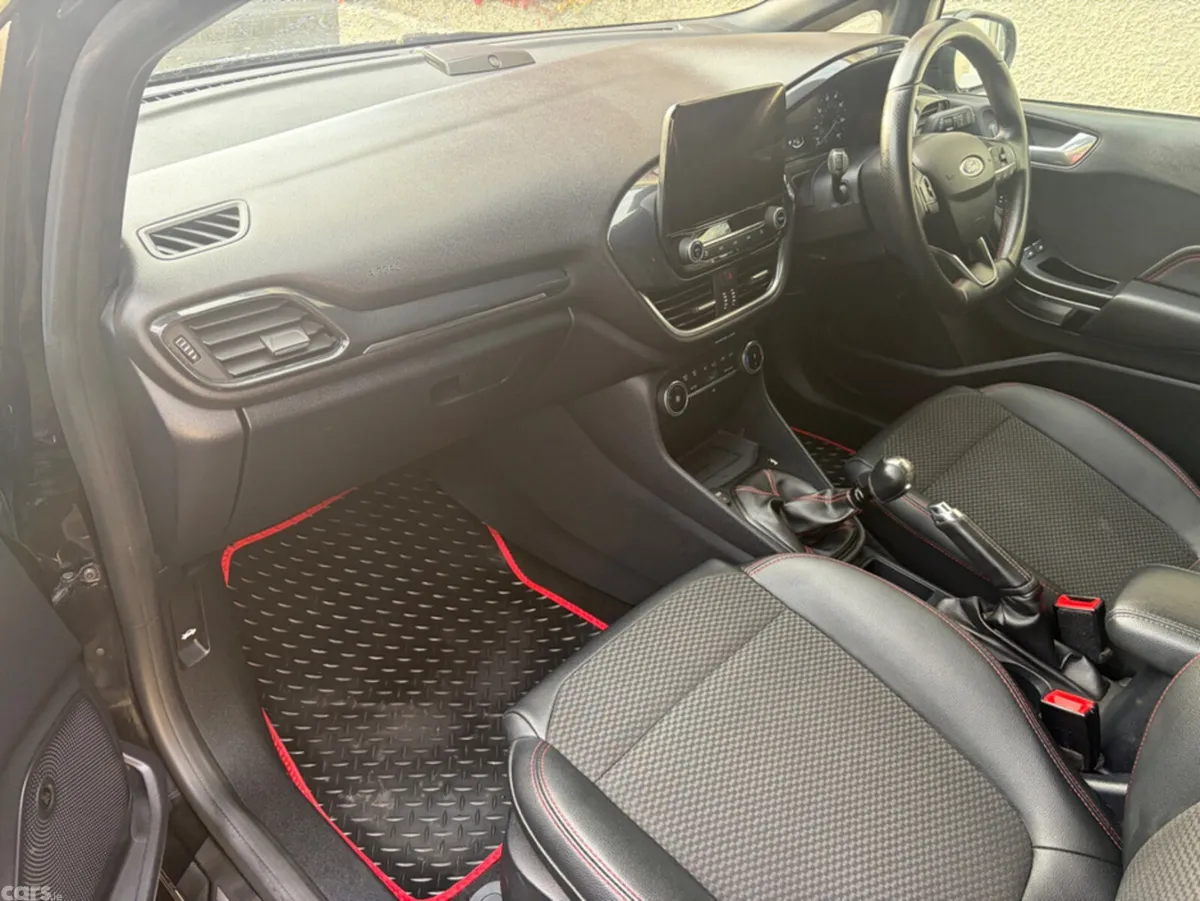 Ford Fiesta Hatchback, Petrol, 2021, Black