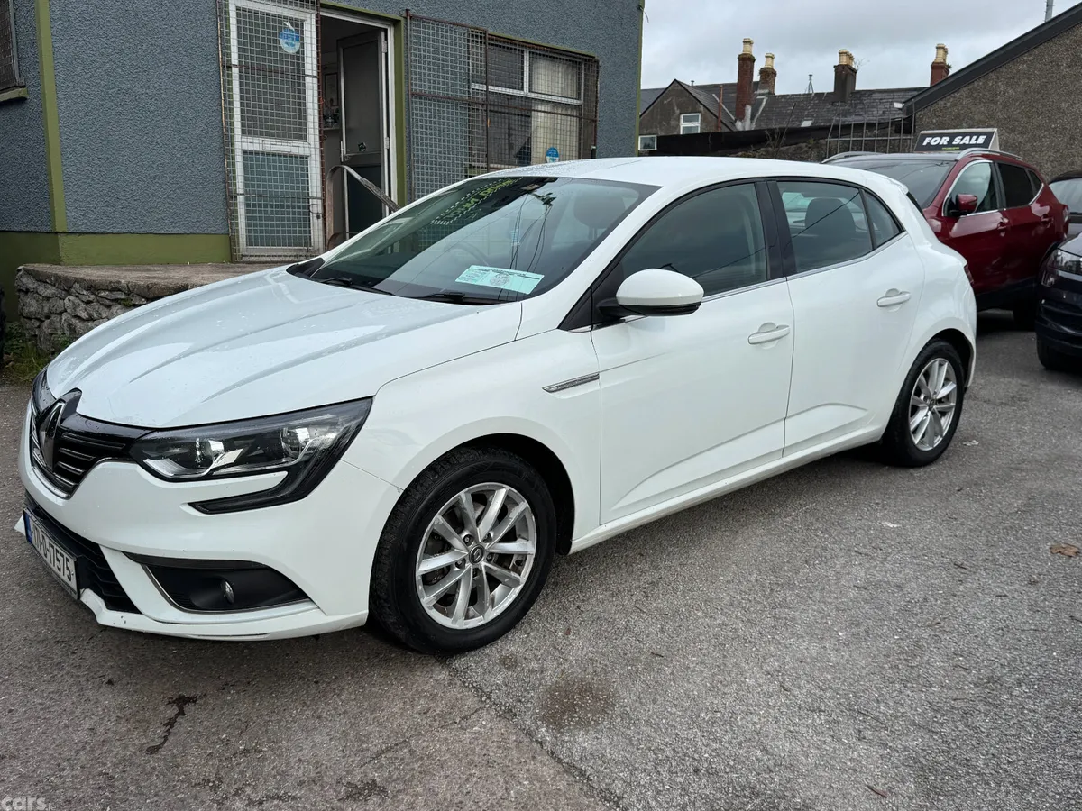 Renault Megane Hatchback, Diesel, 2017, White