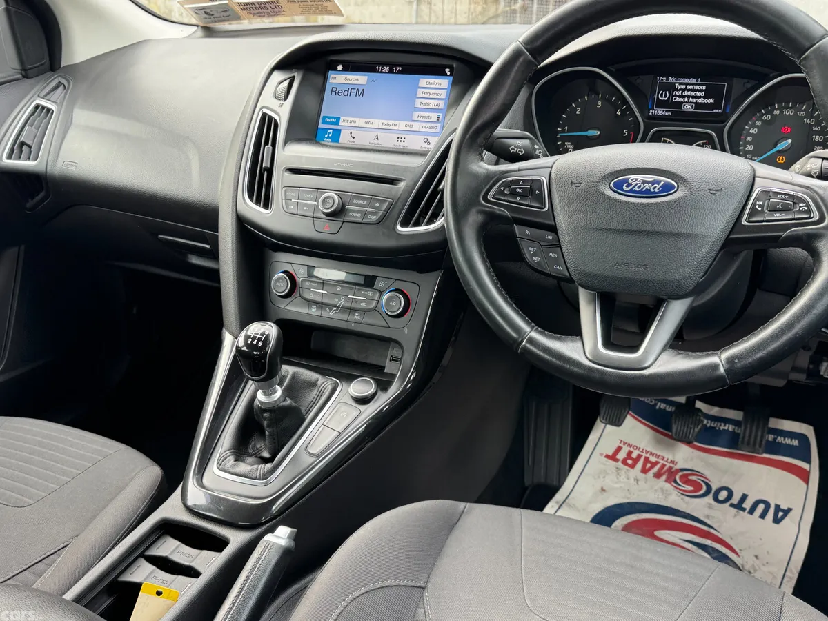 Ford Focus Saloon, Diesel, 2017, Grey