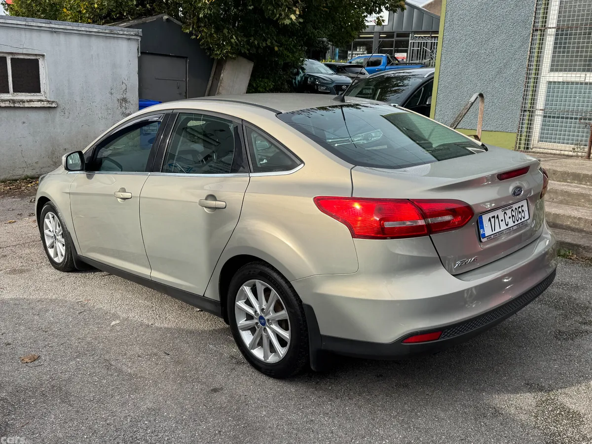 Ford Focus Saloon, Diesel, 2017, Grey