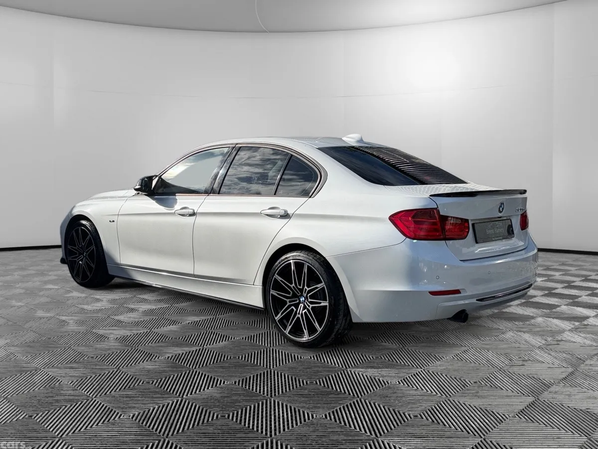 BMW 3-Series Saloon, Diesel, 2015, White
