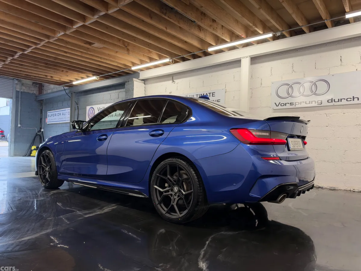 BMW 3-Series Saloon, Petrol Hybrid, 2020, Blue