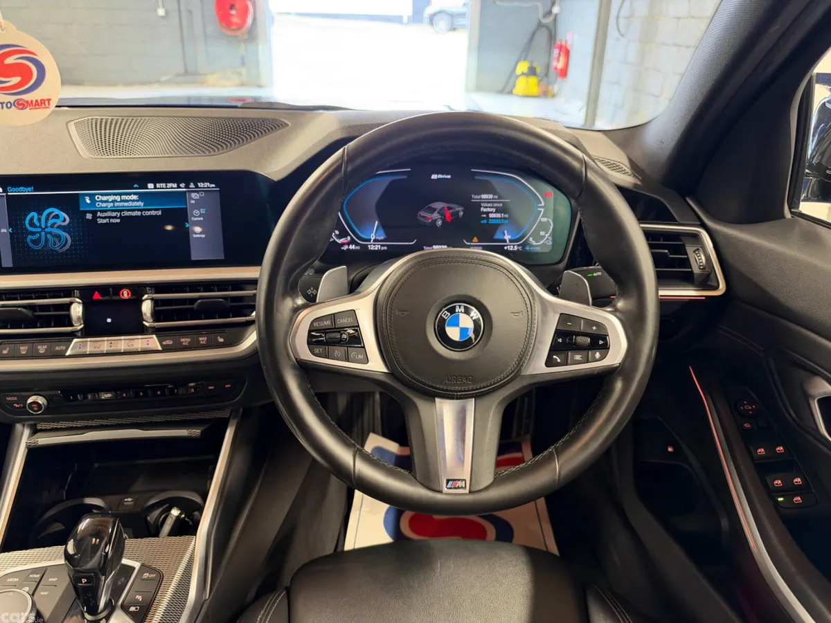 BMW 3-Series Saloon, Petrol Hybrid, 2020, Blue