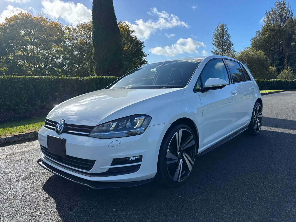 Volkswagen Golf Hatchback, Petrol, 2016, White