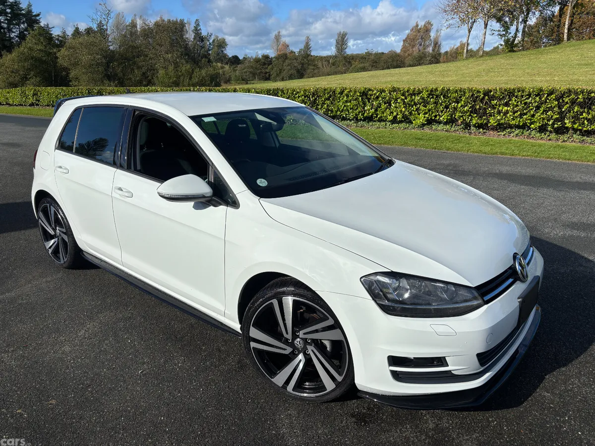 Volkswagen Golf Hatchback, Petrol, 2016, White