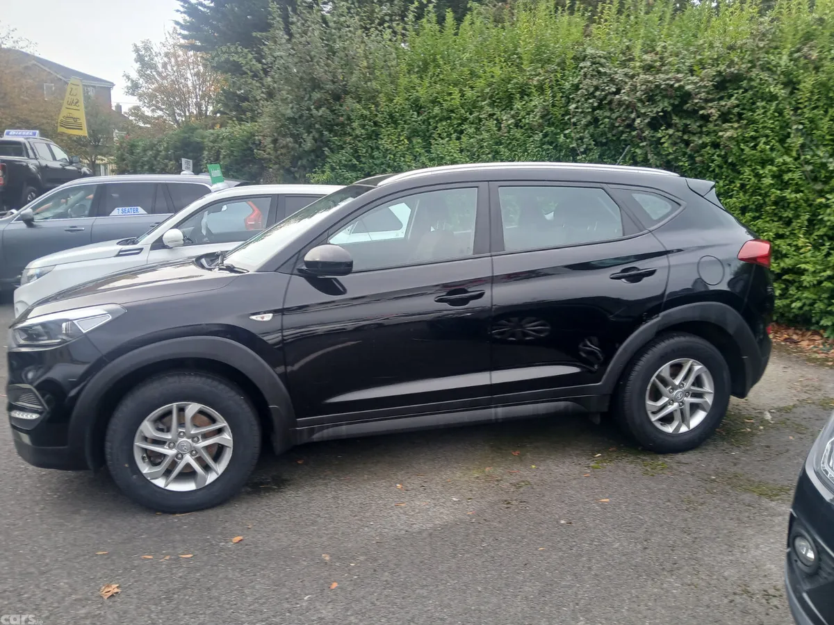 Hyundai Tucson SUV, Petrol, 2018, Black