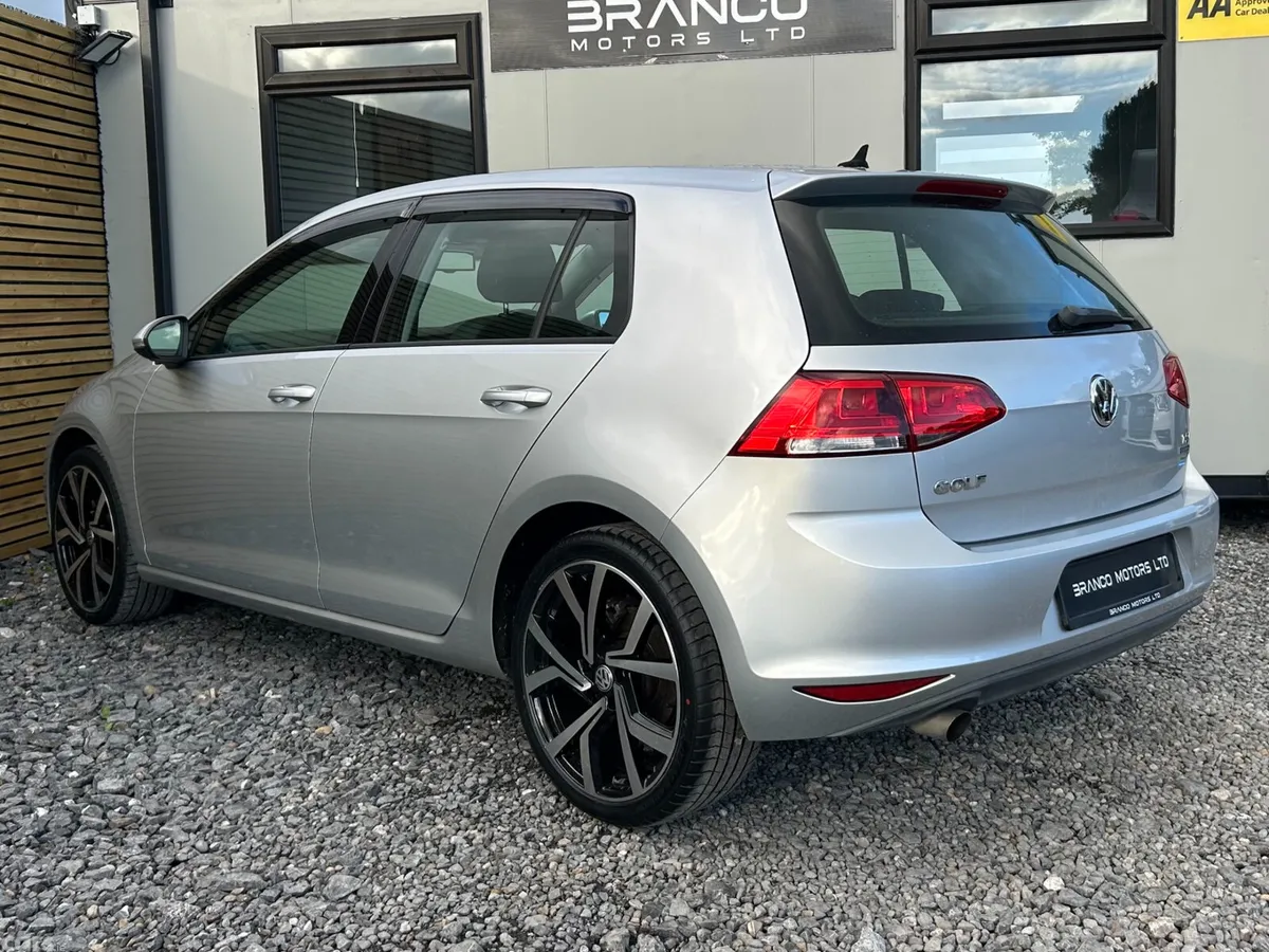 Volkswagen Golf Hatchback, Petrol, 2014, Silver