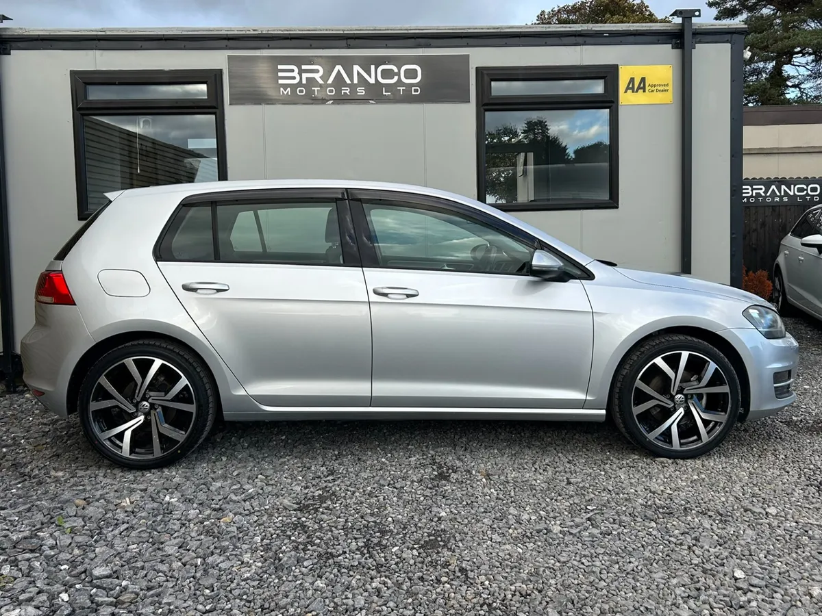 Volkswagen Golf Hatchback, Petrol, 2014, Silver