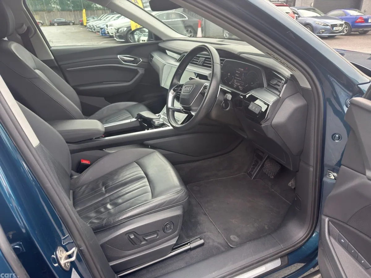 Audi e-tron Estate, Electric, 2020, Blue