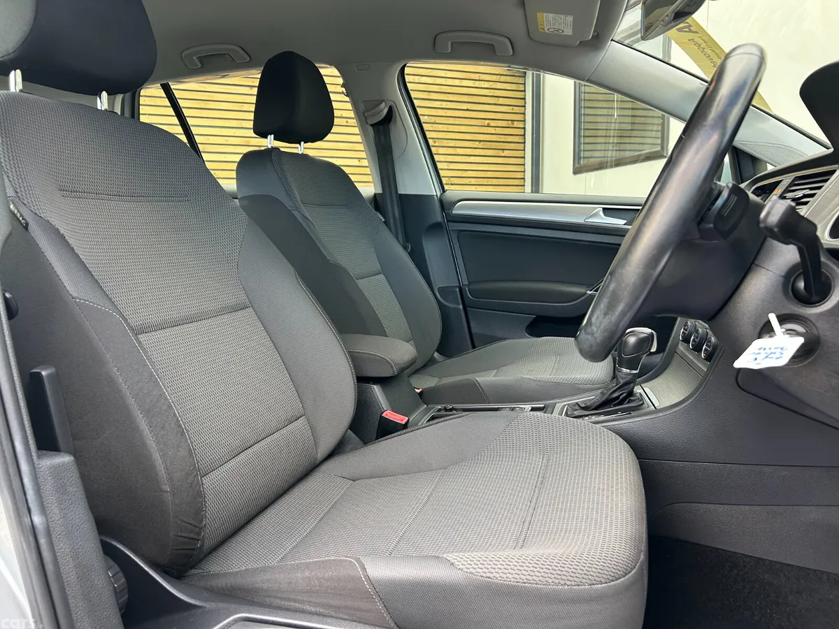 Volkswagen Golf Hatchback, Petrol, 2014, Silver