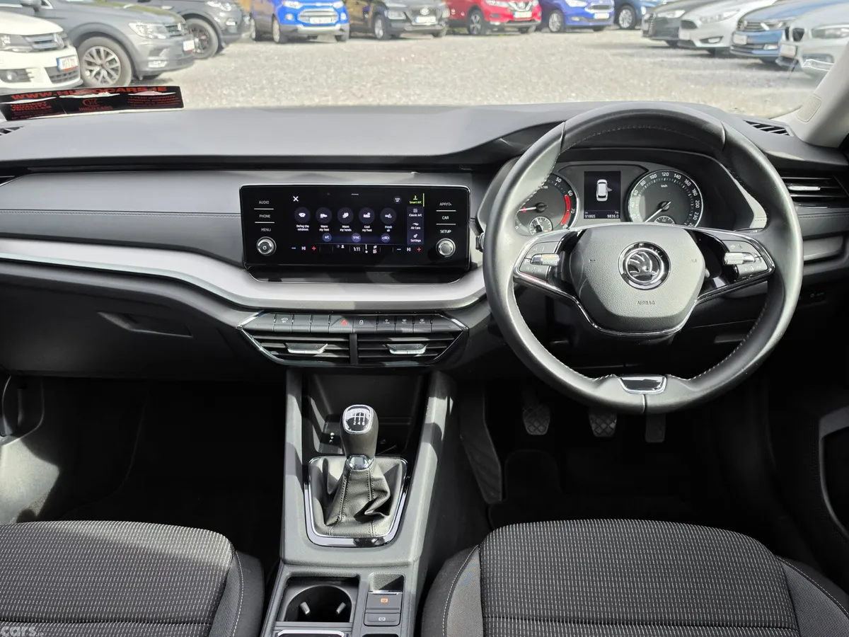 Skoda Octavia Estate, Petrol, 2021, Black