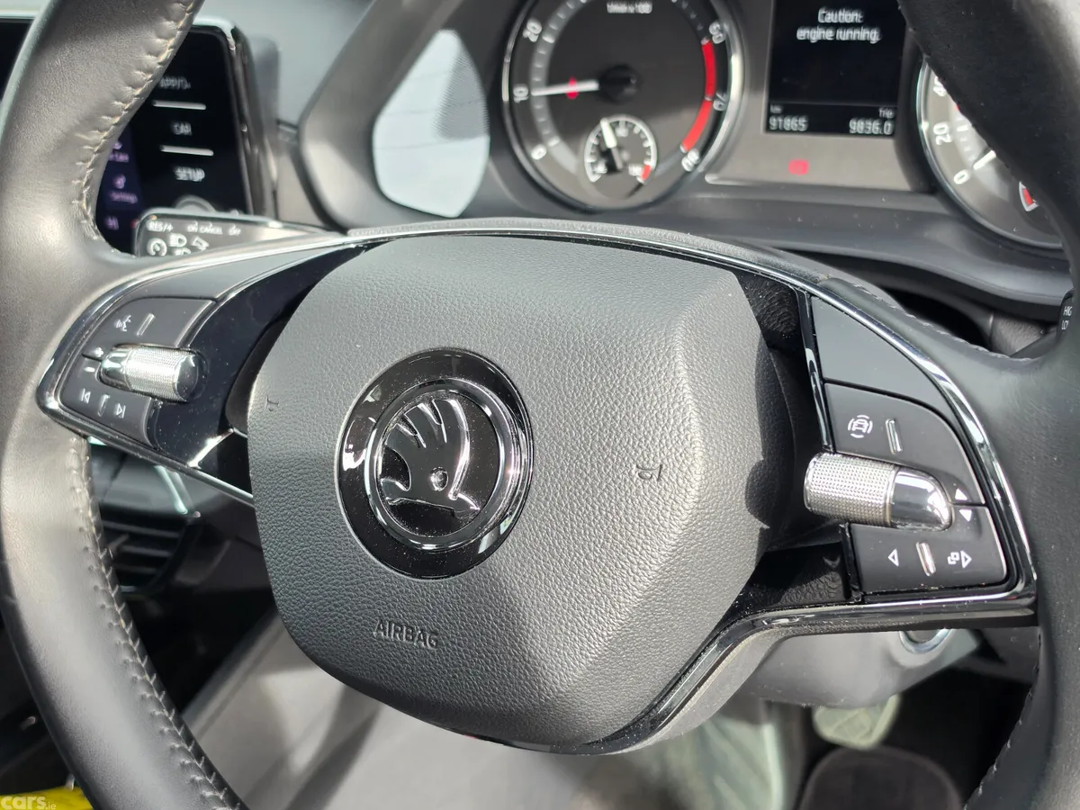 Skoda Octavia Estate, Petrol, 2021, Black