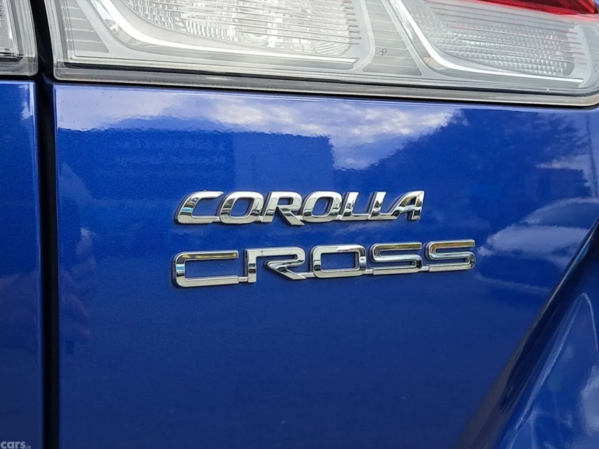 Toyota Corolla Cross SUV, Petrol Hybrid, 2023, Blue