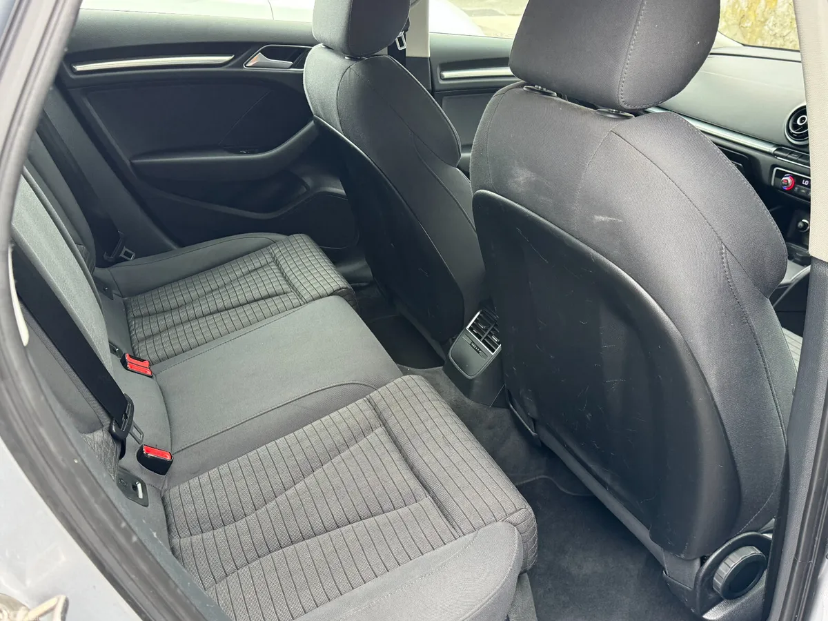 Audi A3 Hatchback, Diesel, 2015, Silver