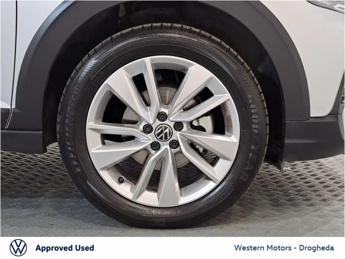 Volkswagen Taigo SUV, Petrol, 2026, Silver