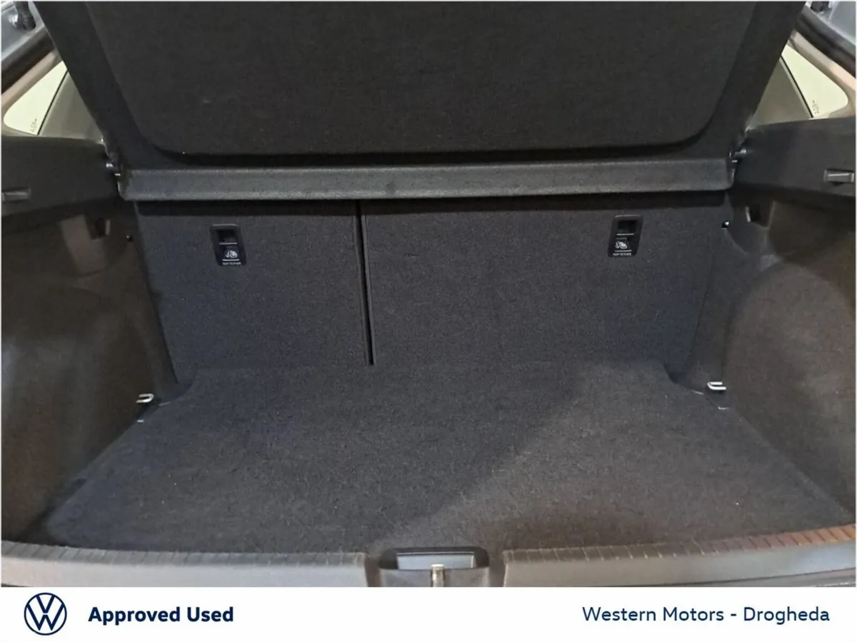 Volkswagen Taigo SUV, Petrol, 2026, Silver