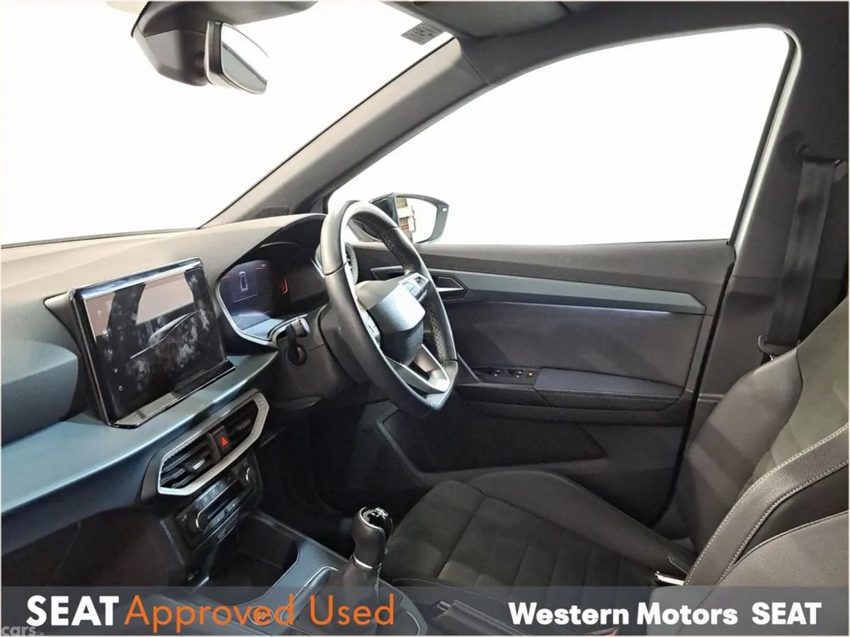 SEAT Arona SUV, Petrol, 2025, Silver