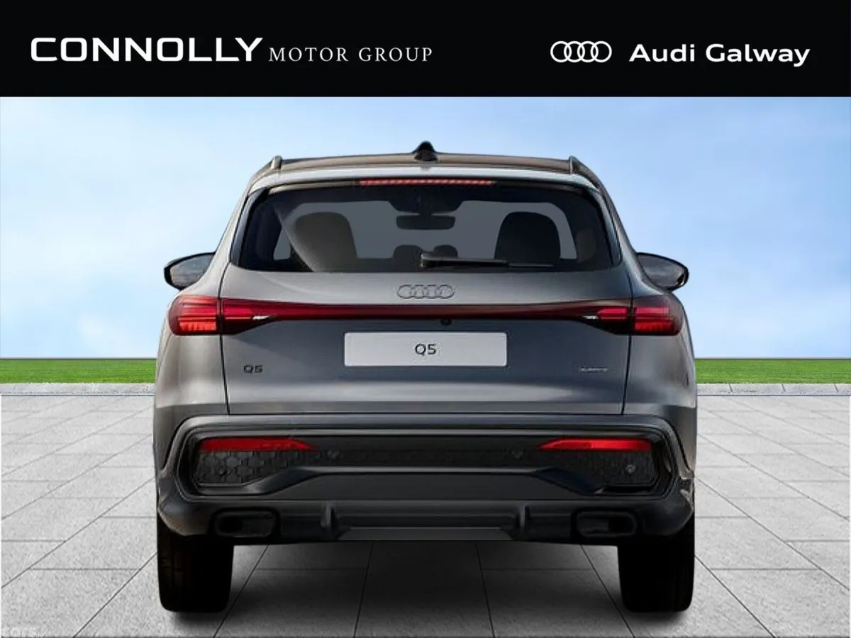 Audi Q5 SUV, Petrol Plug-in Hybrid, 2027, Grey