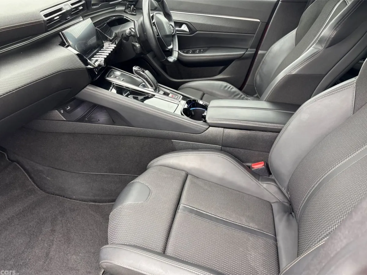 Peugeot 508 Hatchback, Diesel, 2020, Red