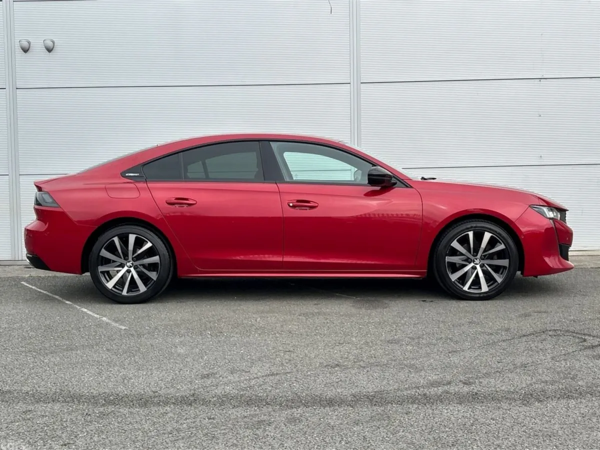 Peugeot 508 Hatchback, Diesel, 2020, Red