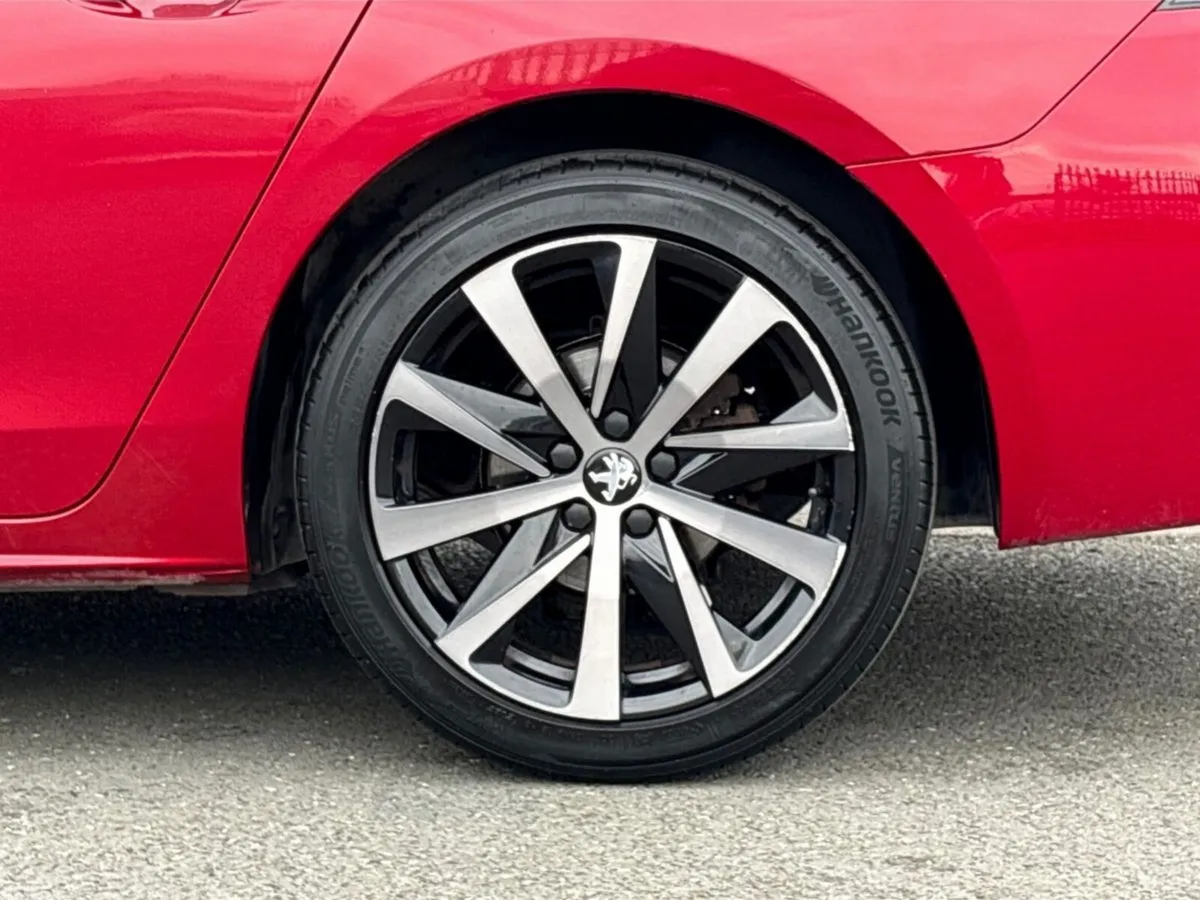 Peugeot 508 Hatchback, Diesel, 2020, Red