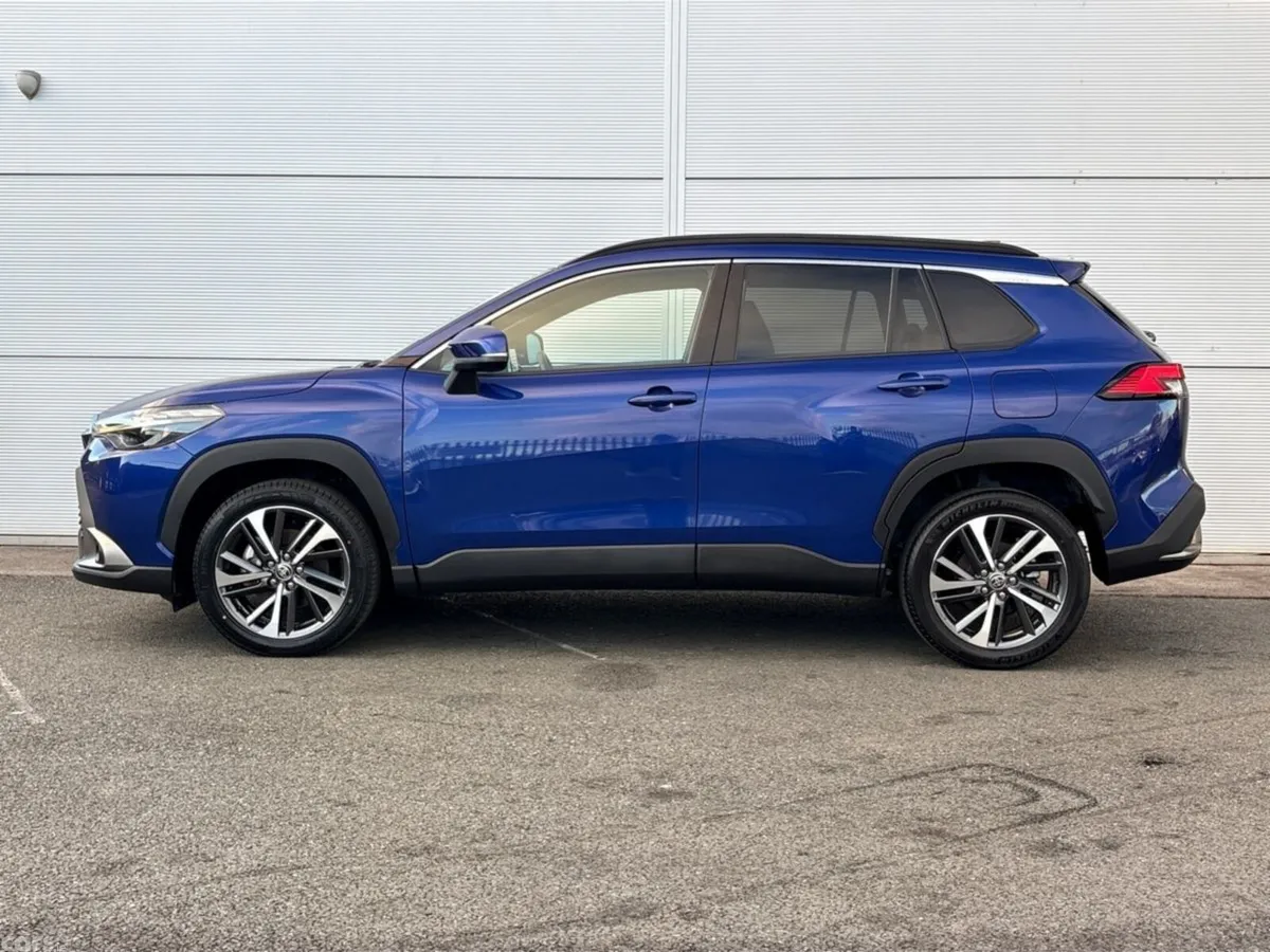 Toyota Corolla Cross SUV, Petrol Hybrid, 2023, Blue
