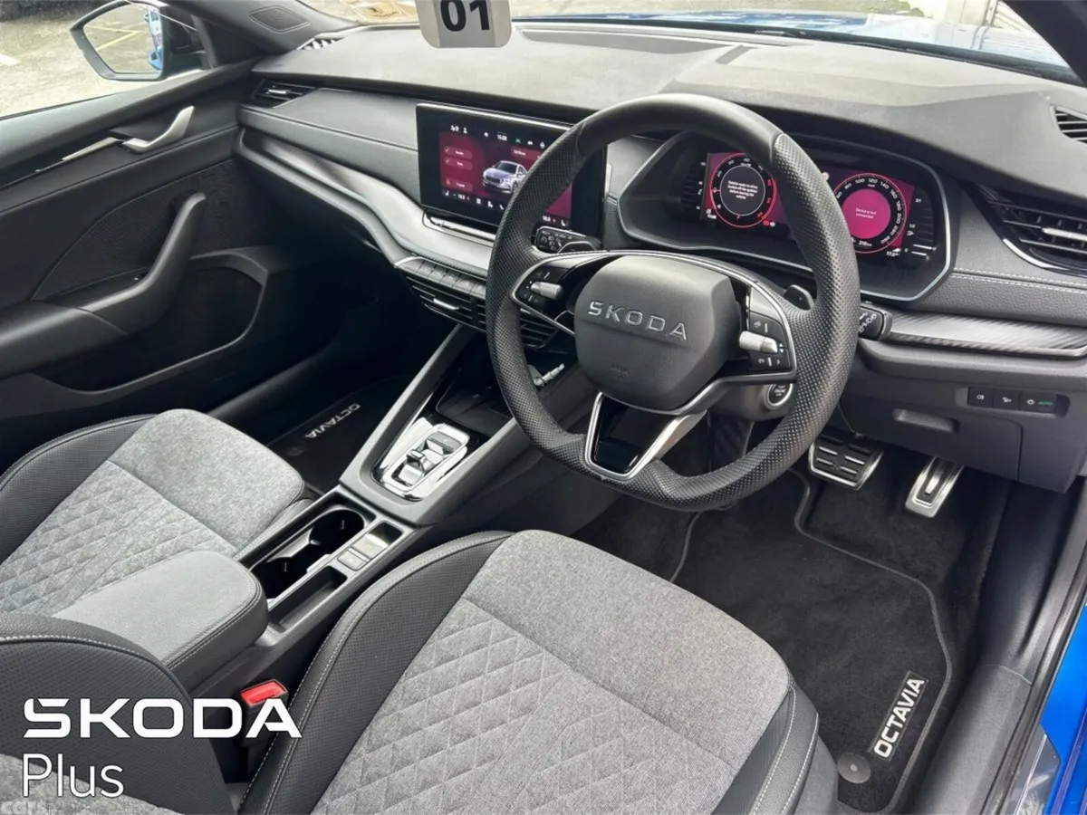 Skoda Octavia Saloon, Diesel, 2026, Blue