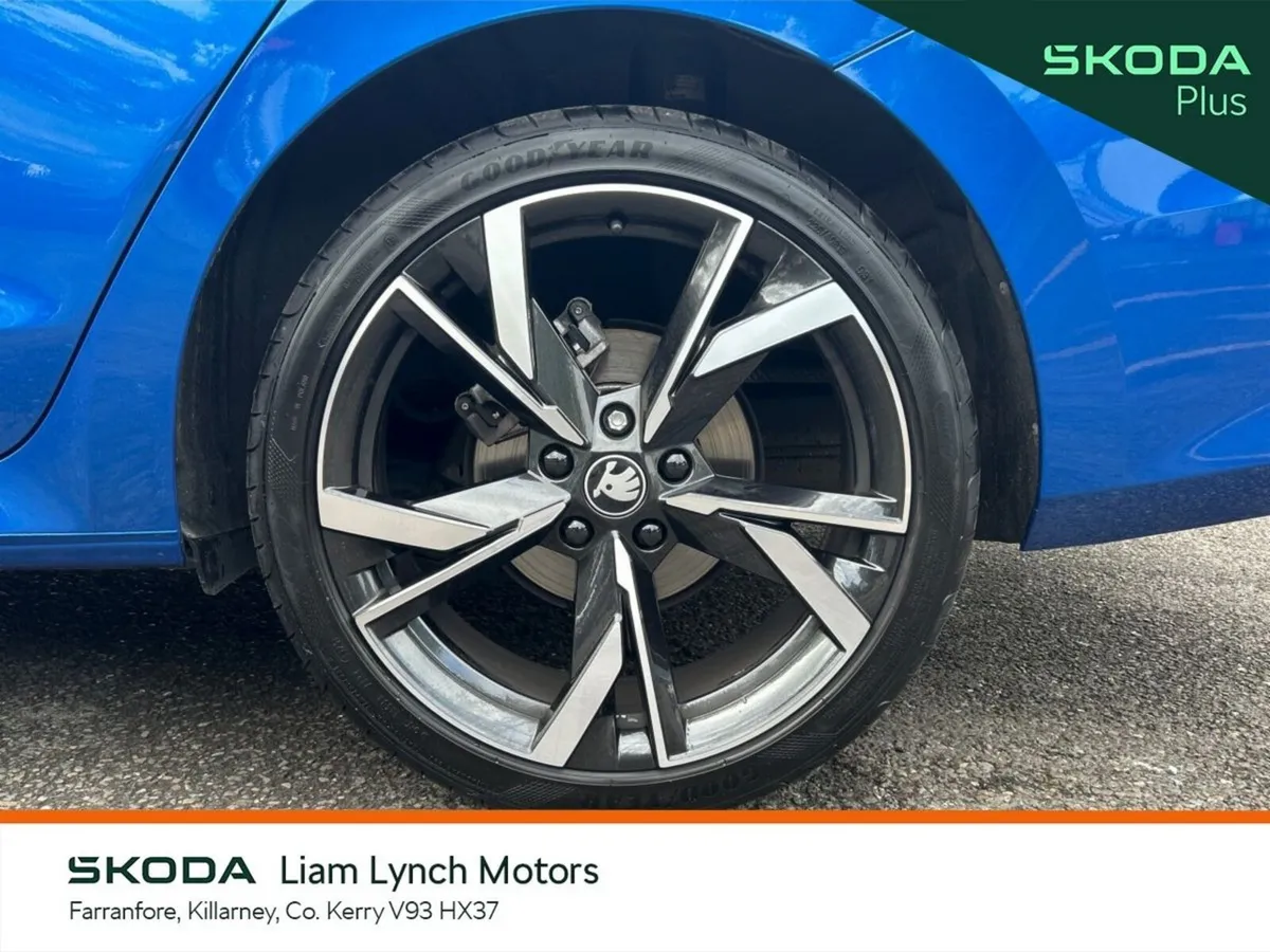 Skoda Octavia Saloon, Diesel, 2026, Blue