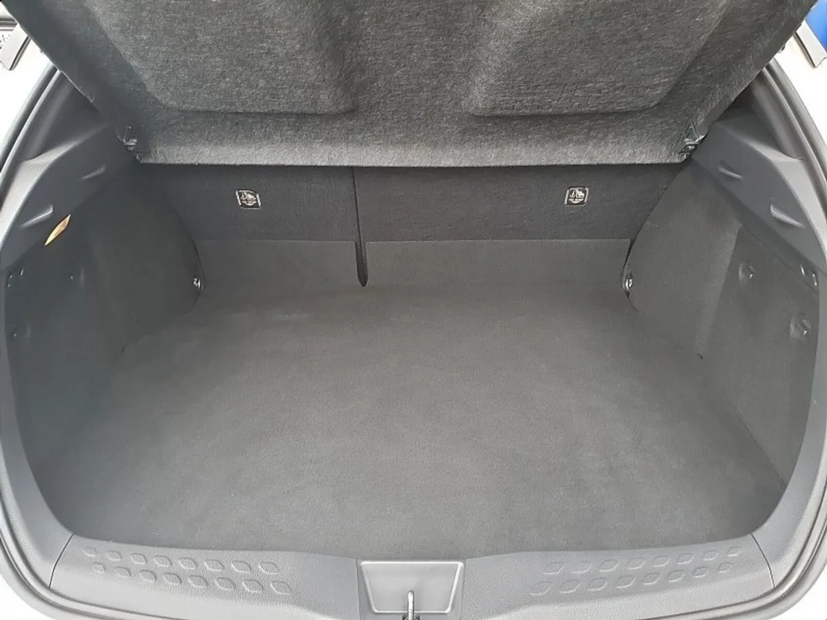 Toyota C-HR SUV, Petrol Hybrid, 2018, White