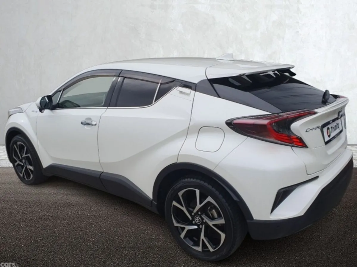 Toyota C-HR SUV, Petrol Hybrid, 2018, White