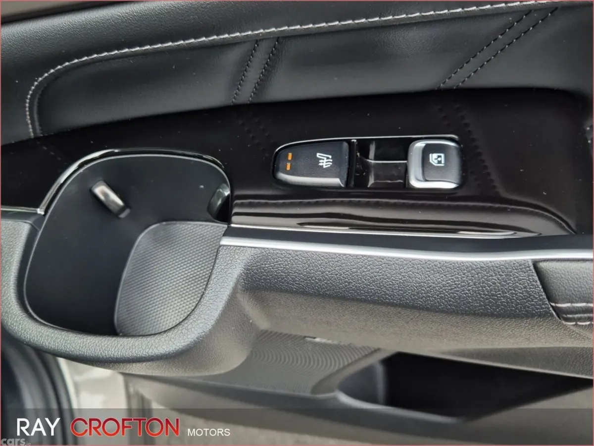 Kia Sorento SUV, Petrol Plug-in Hybrid, 2025, Grey