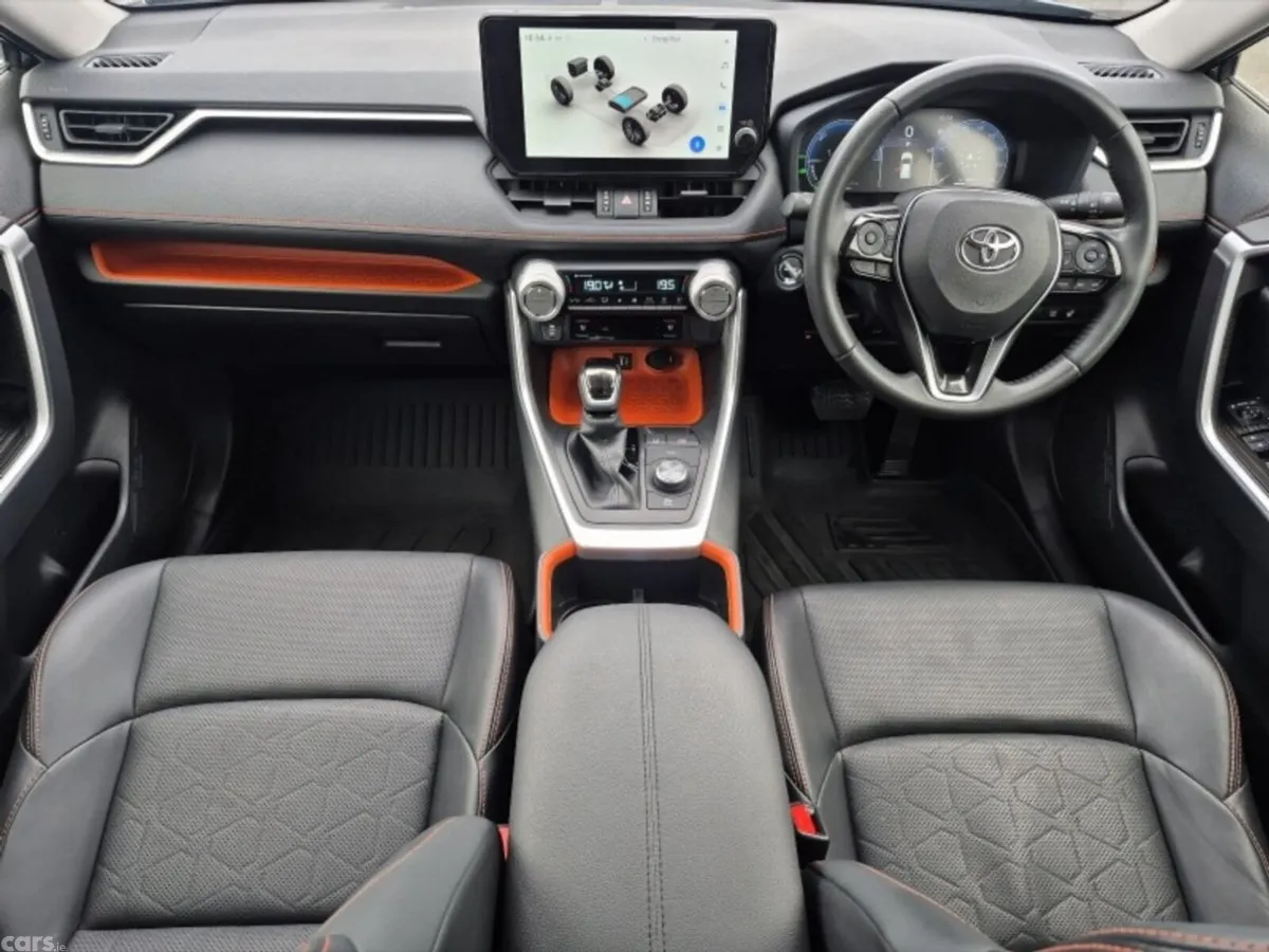 Toyota RAV4 SUV, Petrol Hybrid, 2023, Black